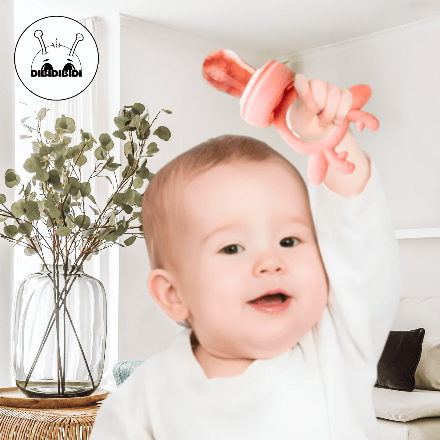 Ses petits trous de 2 mm garantissent une alimentation sécuritaire.